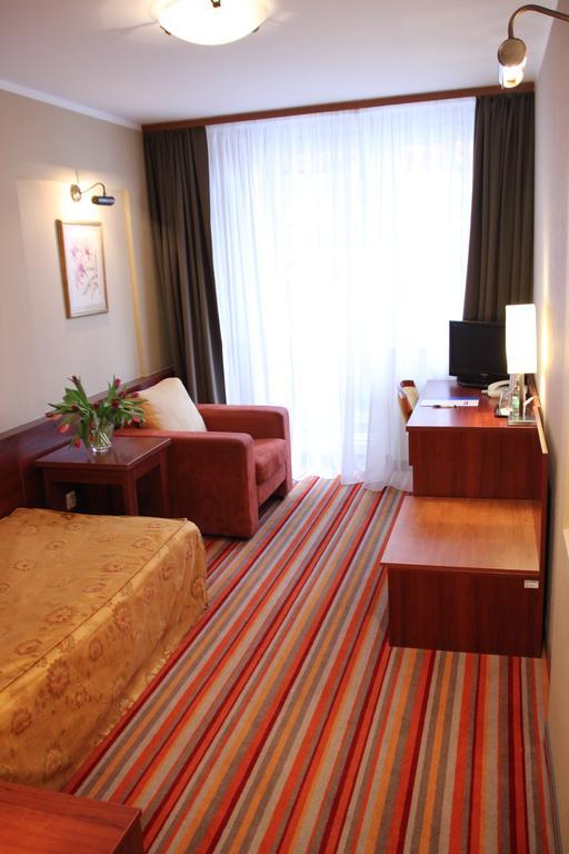 Hotel Dal Gdańsk Buitenkant foto