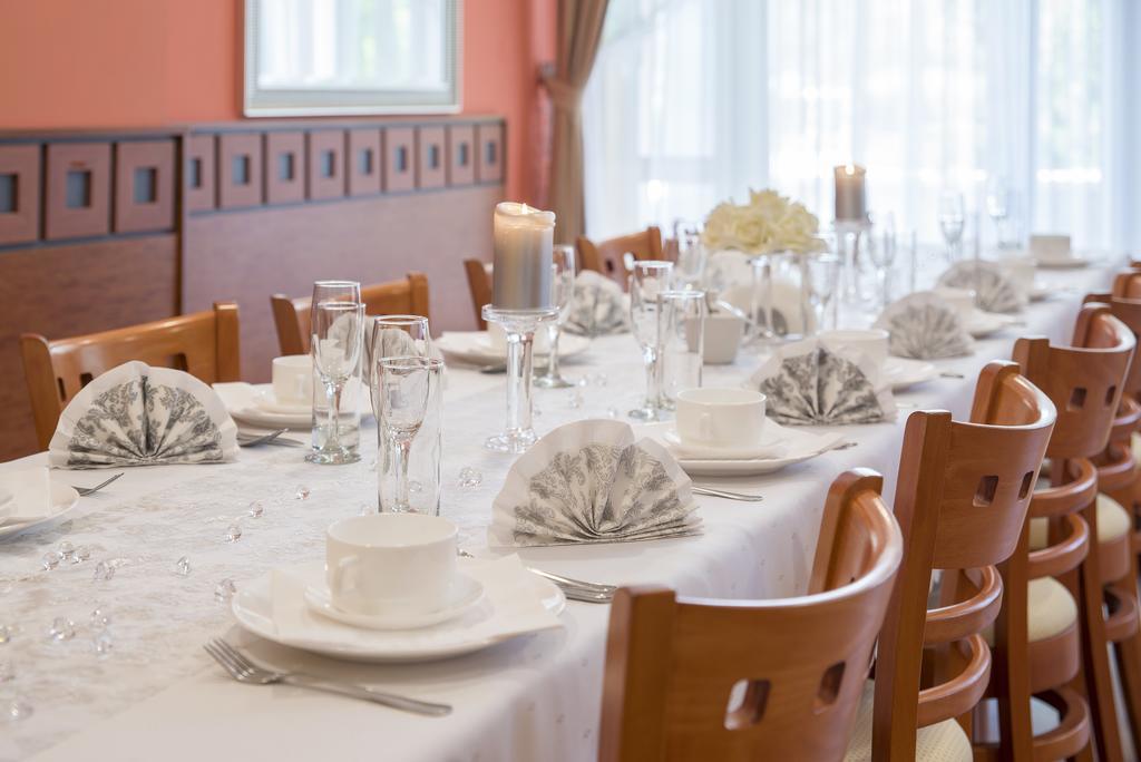 Hotel Dal Gdańsk Buitenkant foto