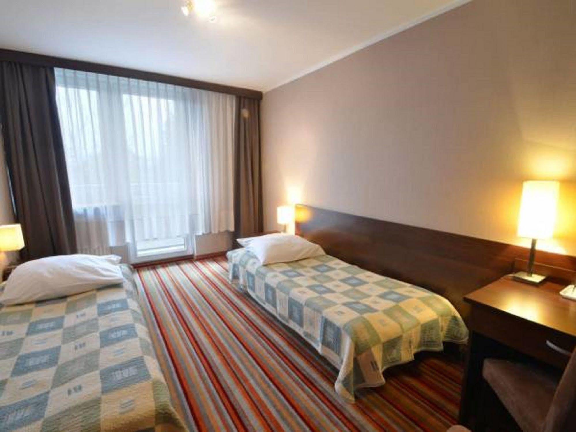 Hotel Dal Gdańsk Buitenkant foto